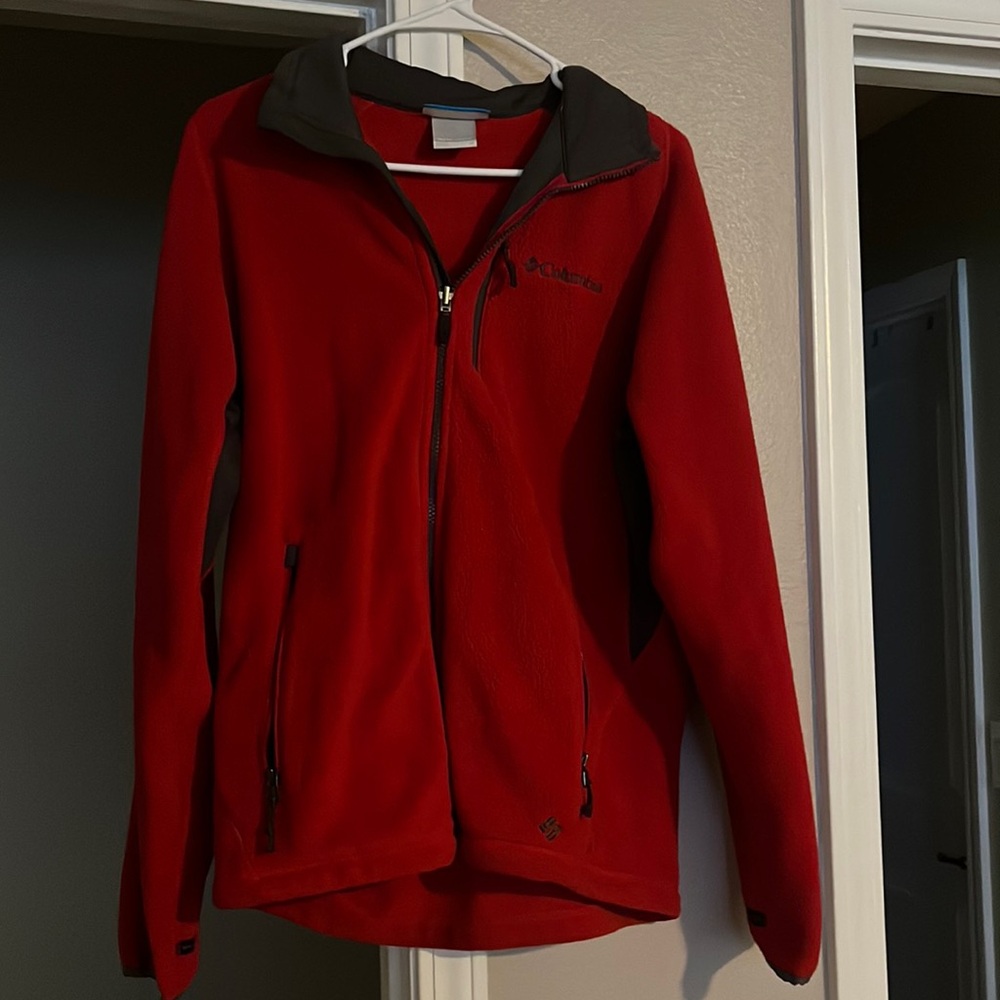 Men’s medium Columbia zipper jacket